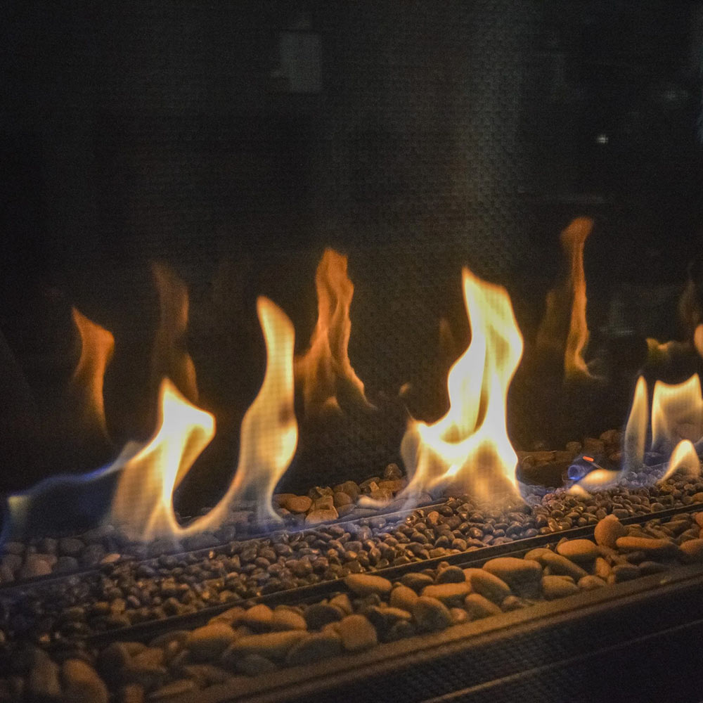 Sierra Flame BENNETT-45 45-Inch Bennett Direct Vent Built-In Linear Gas Fireplace with Fireglass and Rock Media