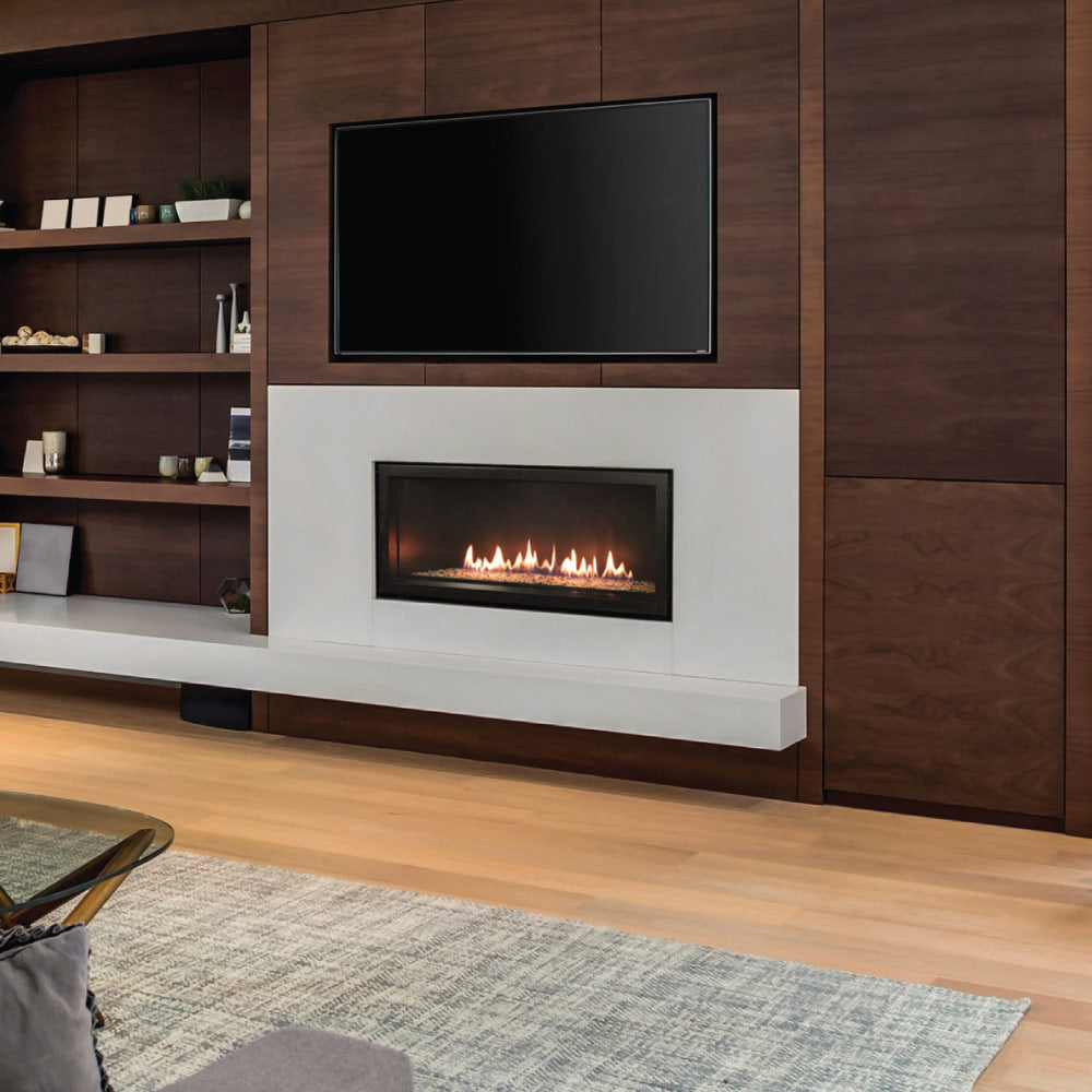 White Mountain Hearth Boulevard 36in DV Linear Gas Fireplace