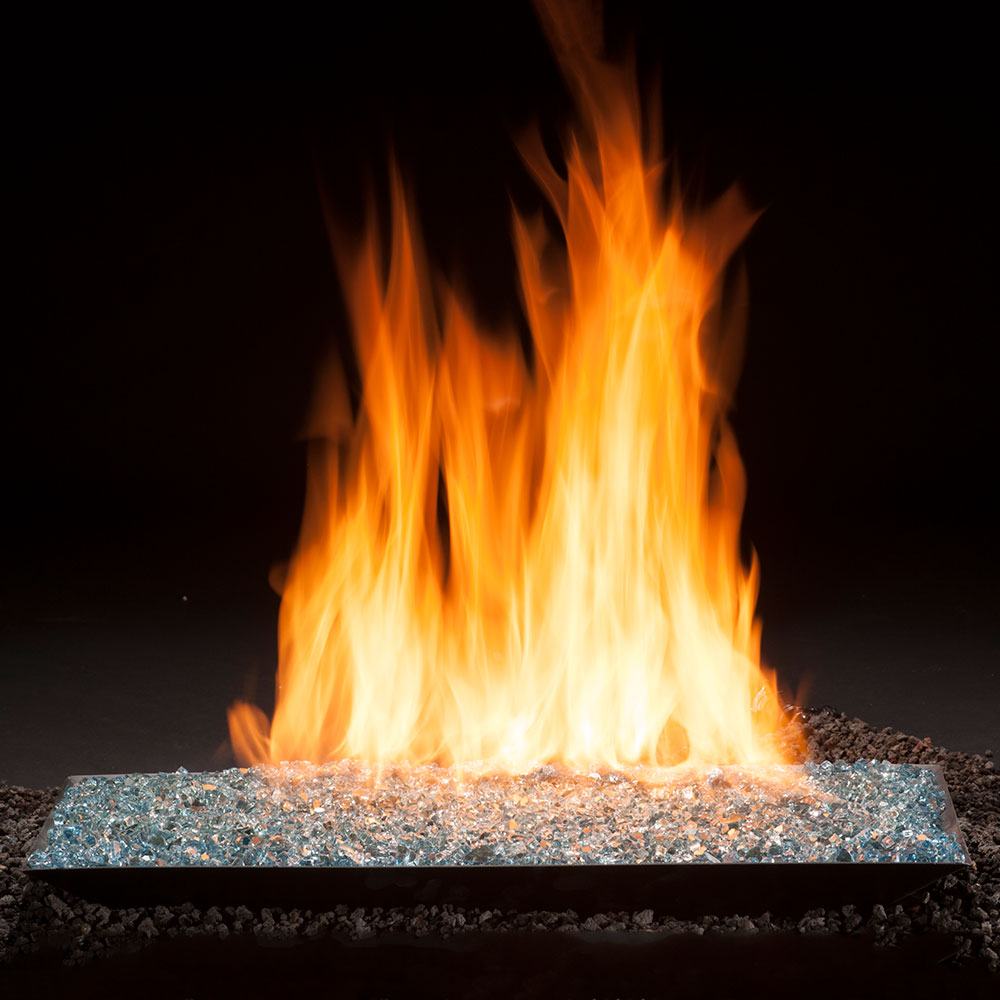 Gas fire burner pan with vented flames and sparkling fire glass