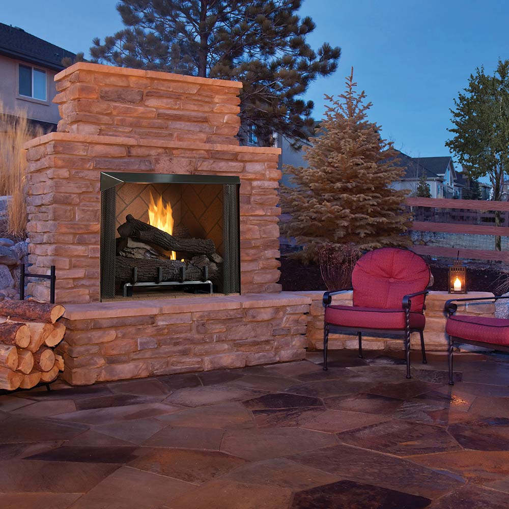 Superior 36-Inch Vent-Free Outdoor Masonry Gas Firebox with 24-Inch Gas Log Set (VRE6036)